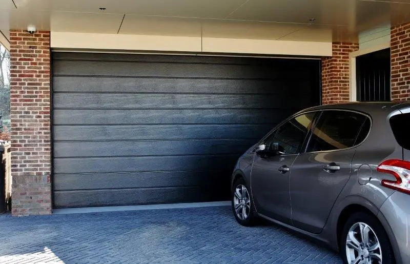 Einbruchschutz zertifiziert durch das SKG-Institut und Hebesicherung für maximalen Schutz