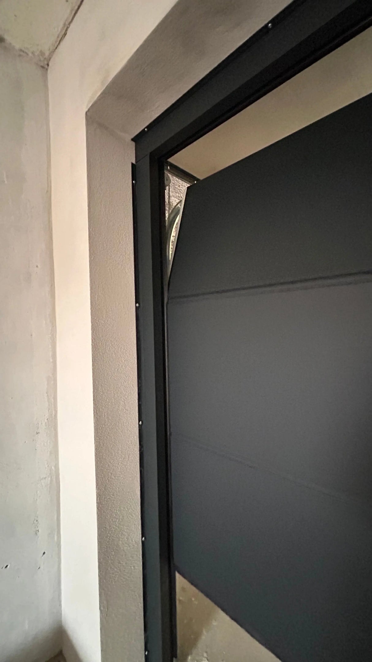 Garagentor Design-Line Antra RAL 7016 Anthrazitgrau | Premium-Sektionaltor inkl. Antrieb TS100, 2 Handsender & Wandschalter Tormeister24 Garagentor